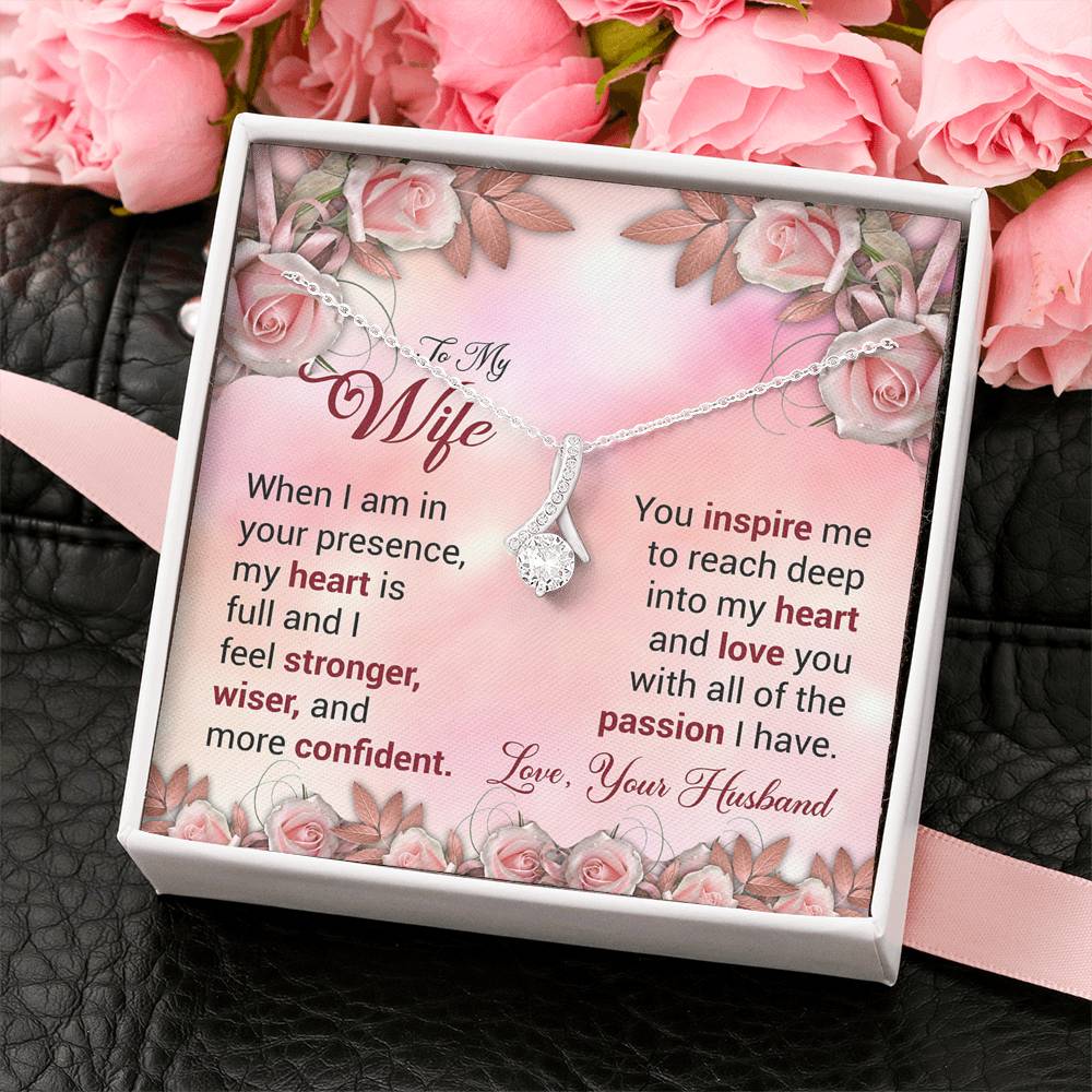 To My Wife Gift Alluring Beauty Necklace with Message Card